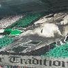 Choreo mit Zaunfahne.jpg